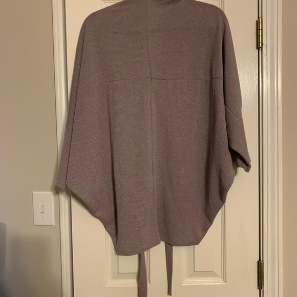 Mauve tie sweater - Picture 3 of 5